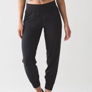 Lululemon Sweat To Street Black Jogger 10